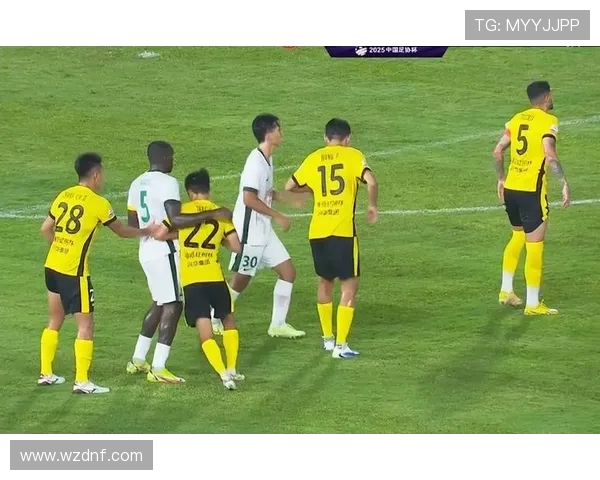 北京国安争冠关键战弃用废材球员暴露实力差距拖全队后腿